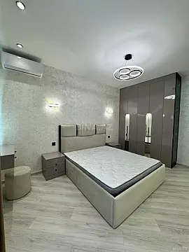 Satılır 2 otaqlı mənzil 80 m²
