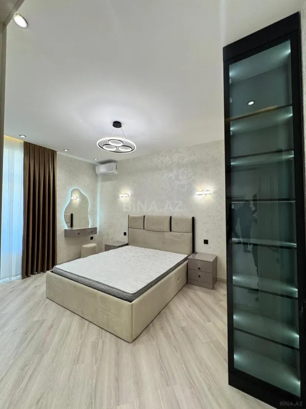 Satılır 2 otaqlı mənzil 80 m²