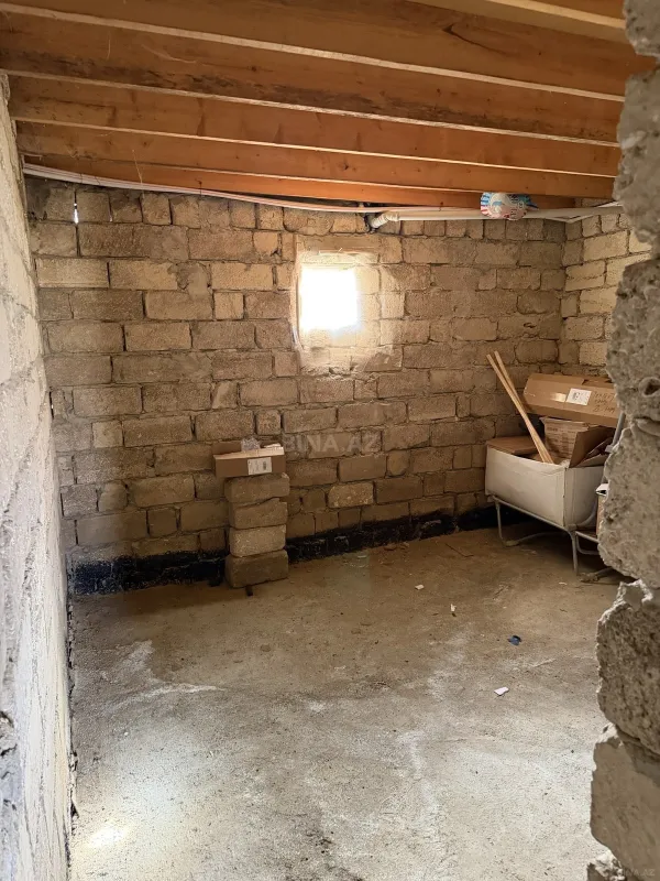 Satılır 3 otaqlı həyət evi 200 m²