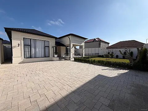 Satılır 4 otaqlı həyət evi 178 m²