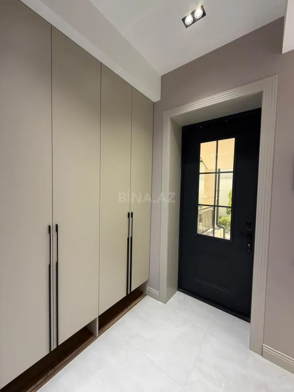 Satılır 4 otaqlı həyət evi 190 m²