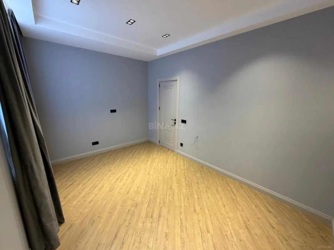 Satılır 4 otaqlı həyət evi 190 m²