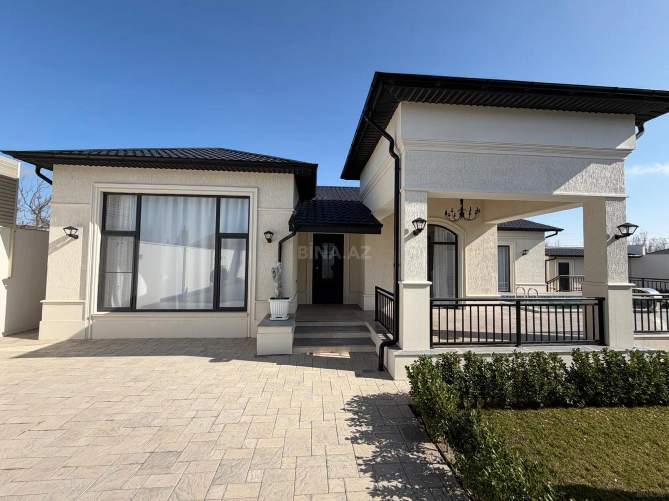 Satılır 4 otaqlı həyət evi 190 m²