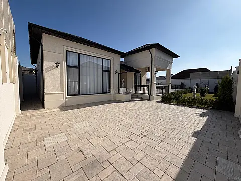 Satılır 4 otaqlı həyət evi 190 m²