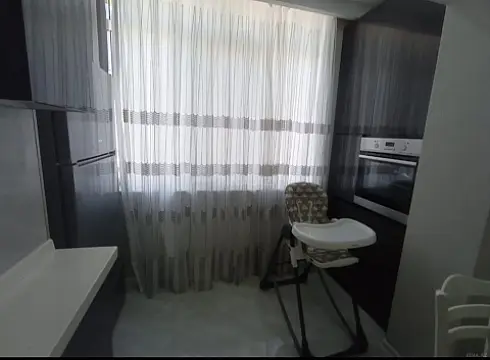 Kirayə verilir 2 otaqlı mənzil 75 m²