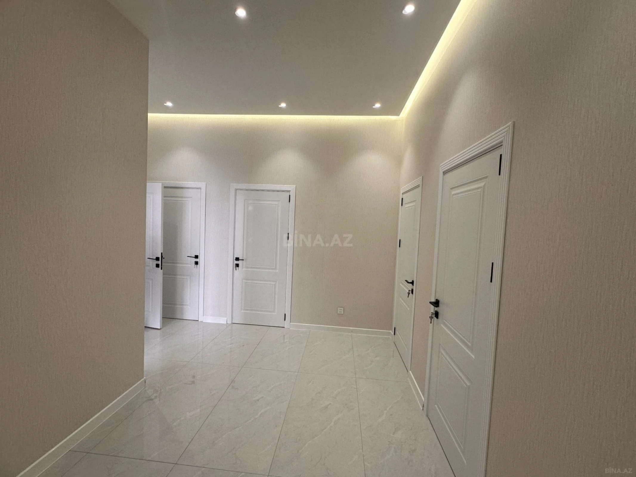 Satılır 4 otaqlı həyət evi 138 m²