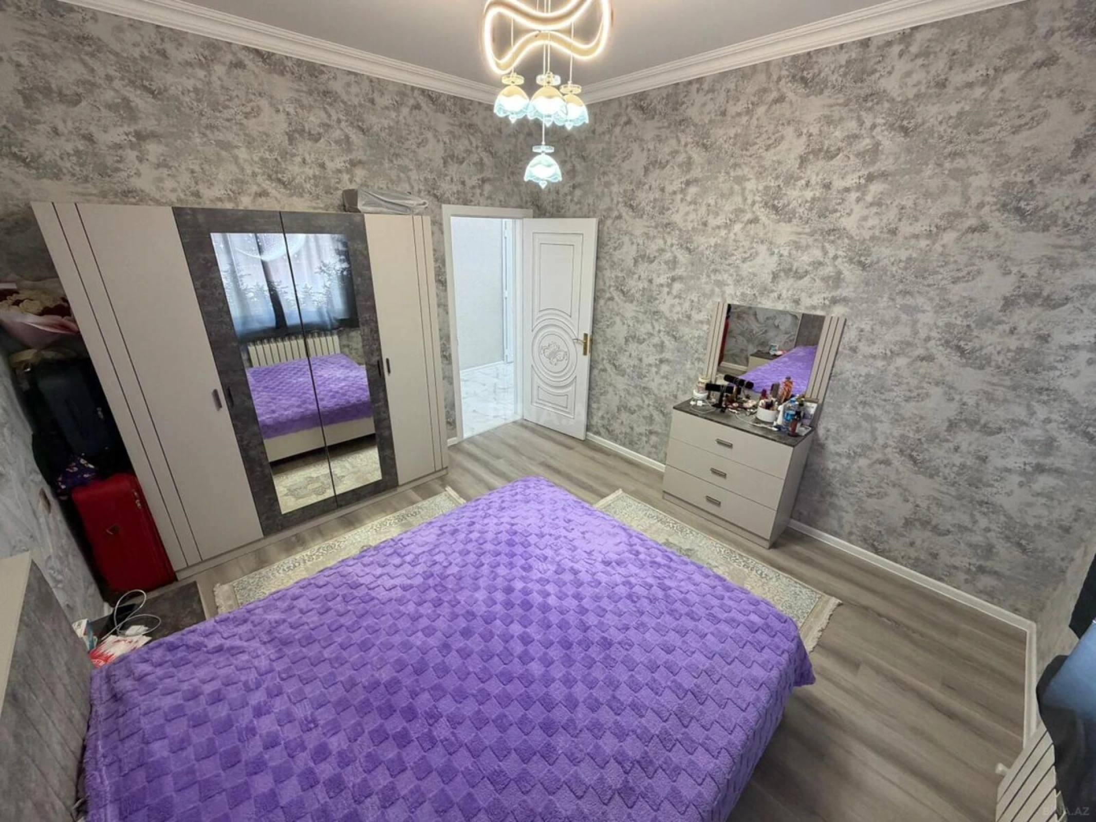 Satılır 4 otaqlı həyət evi 170.5 m²