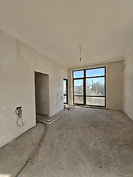 Satılır 6 otaqlı həyət evi 300 m²