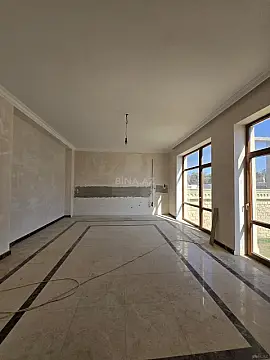 Satılır 6 otaqlı həyət evi 300 m²