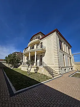 Satılır 6 otaqlı həyət evi 300 m² — Bakı, Mərdəkan 6 otaq 300.00 m²