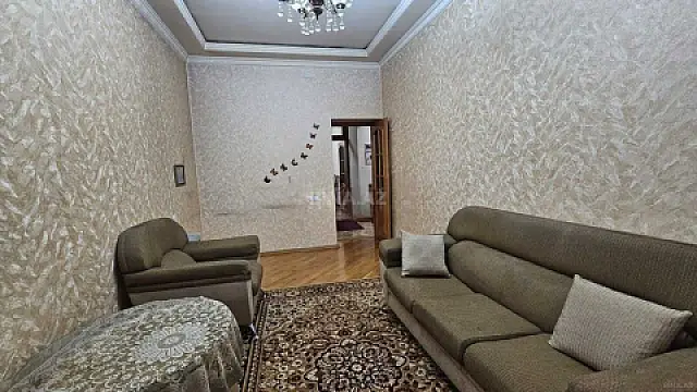 Satılır 2 otaqlı mənzil 60 m²