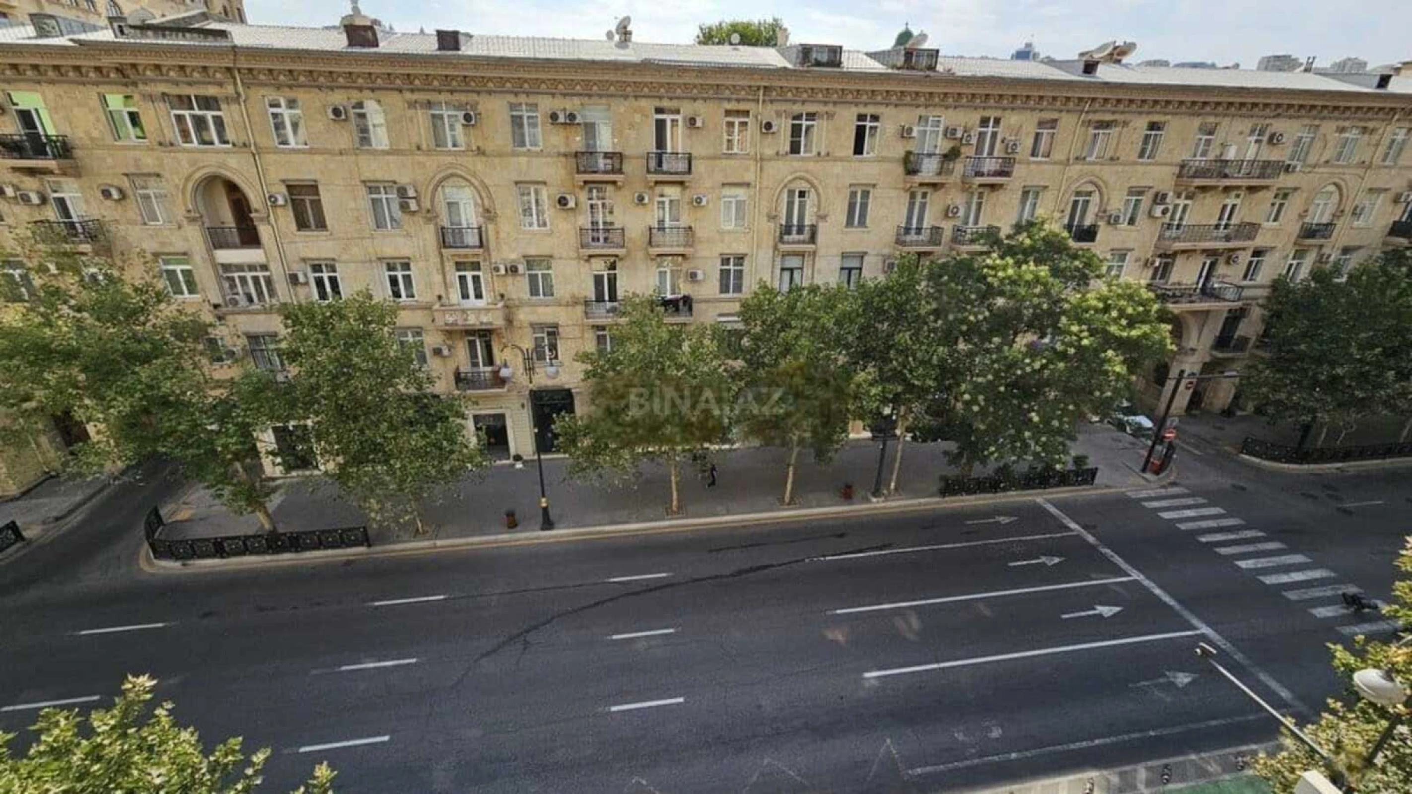 Satılır 2 otaqlı mənzil 60 m²