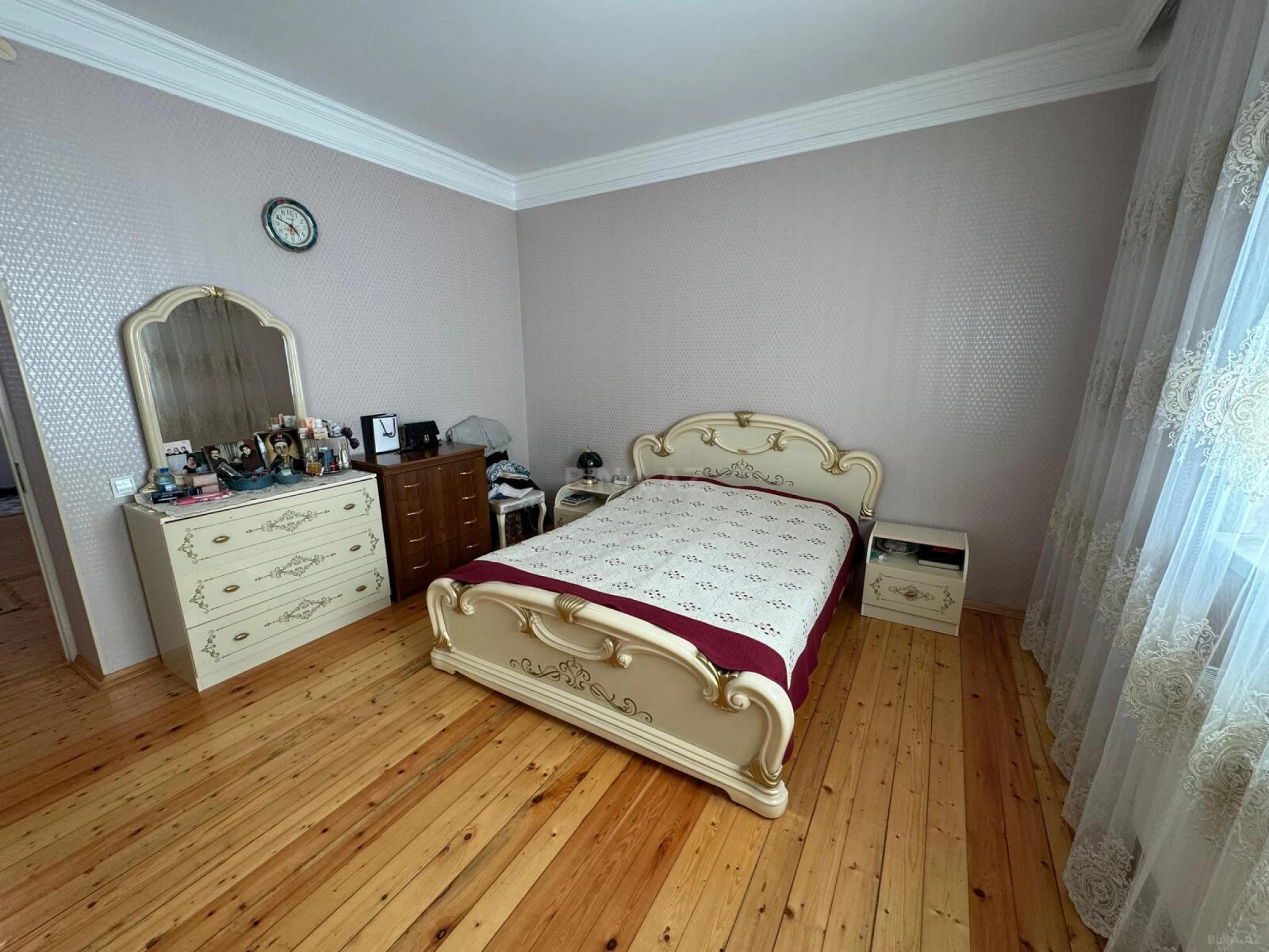 Satılır 4 otaqlı həyət evi 191 m²