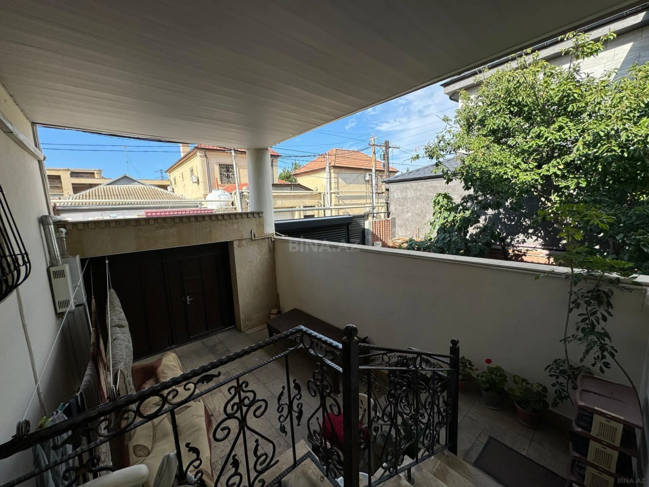 Satılır 4 otaqlı həyət evi 191 m²
