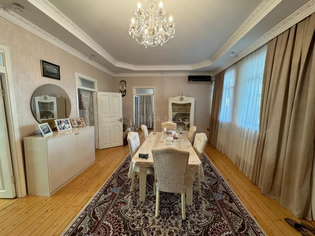 Satılır 4 otaqlı həyət evi 191 m²