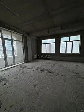 Satılır 4 otaqlı mənzil 160 m²