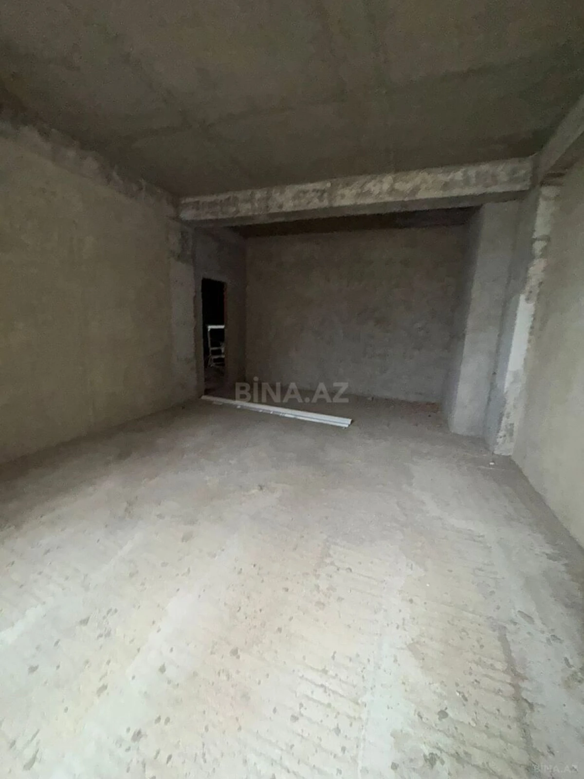 Satılır 4 otaqlı mənzil 160 m²