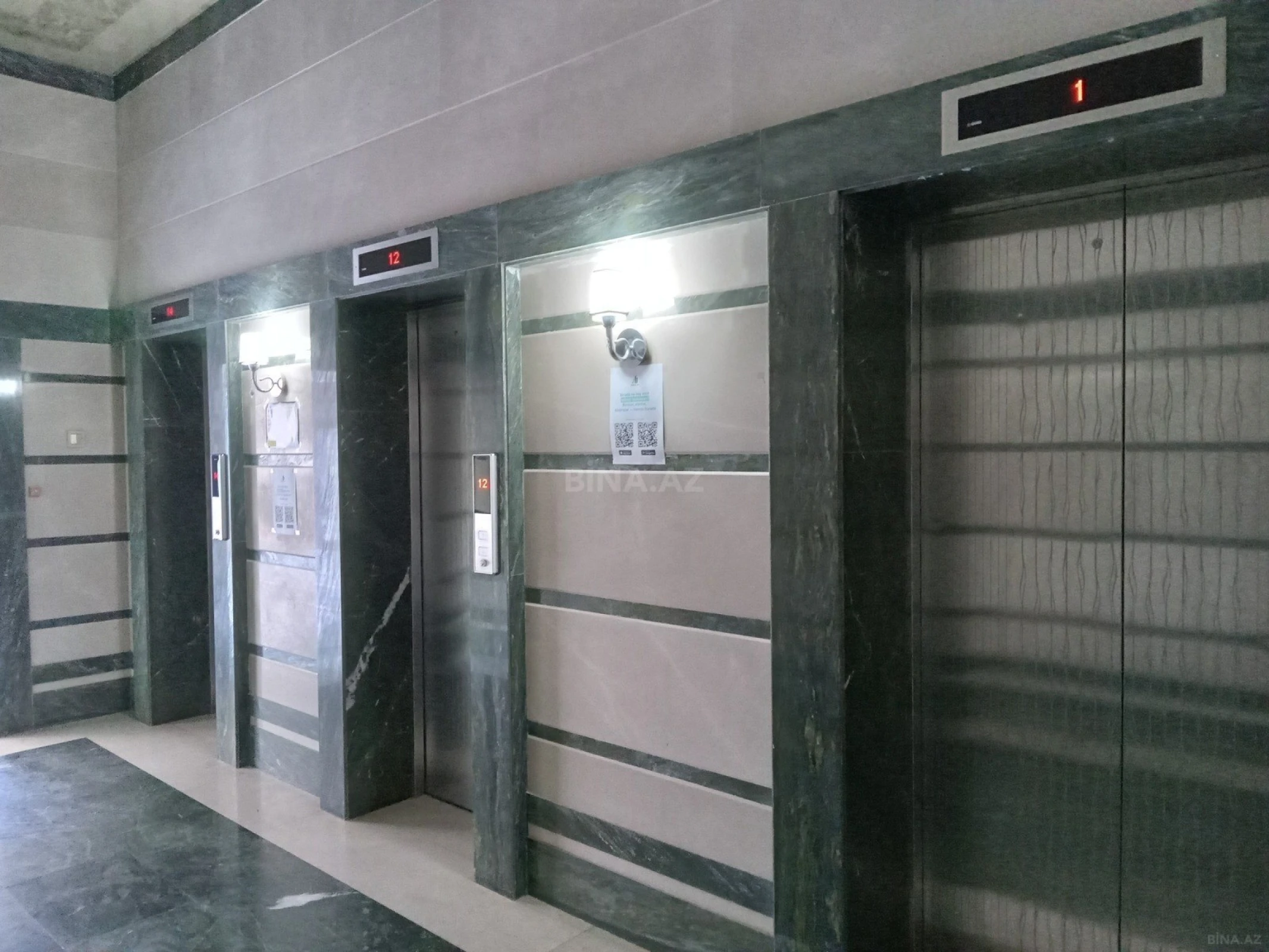 Satılır 4 otaqlı mənzil 219.1 m²