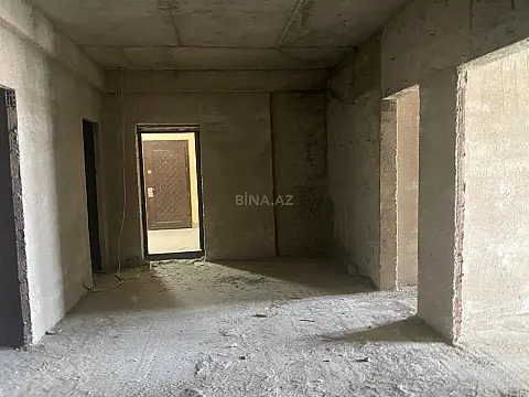 Satılır 2 otaqlı mənzil 110 m²