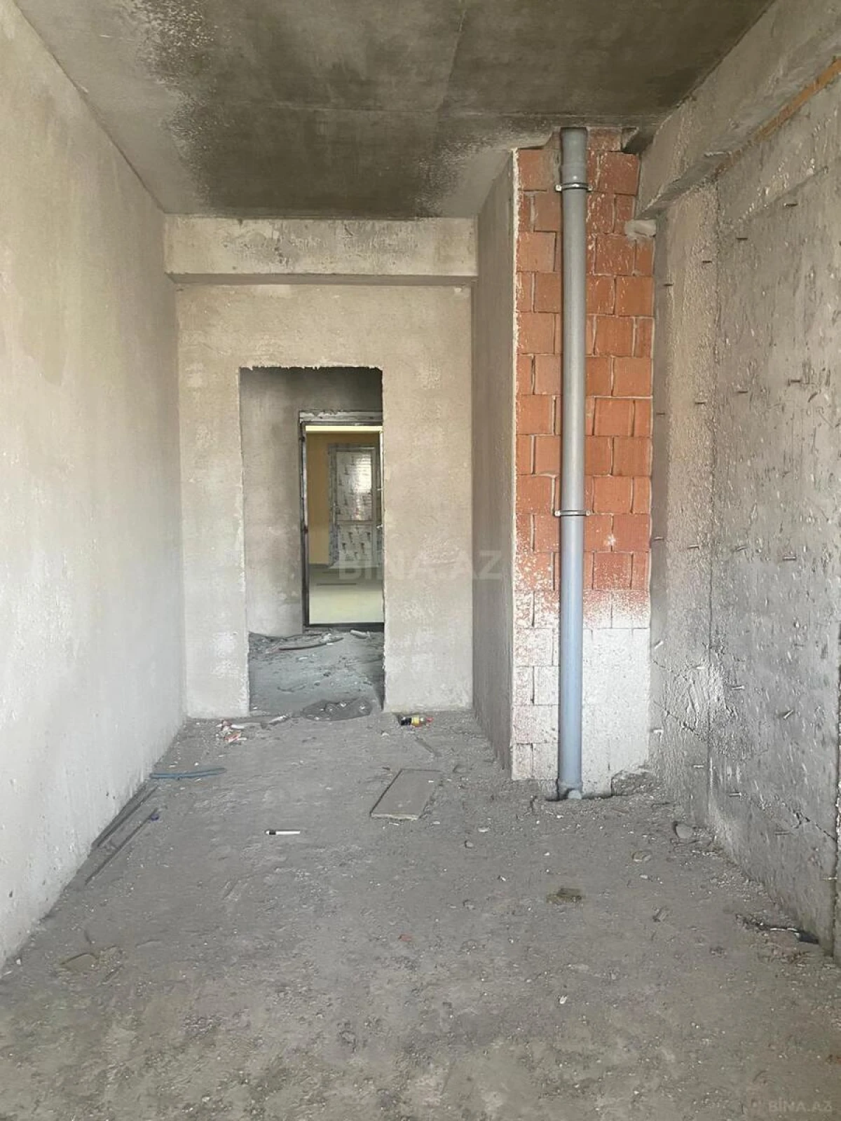 Satılır 2 otaqlı mənzil 110 m²