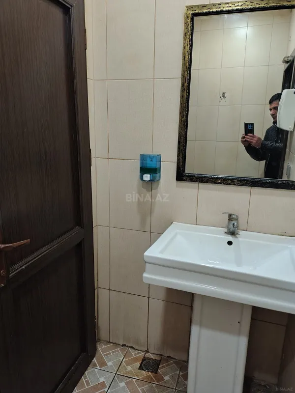 Kirayə verilir obyekt 400 m²