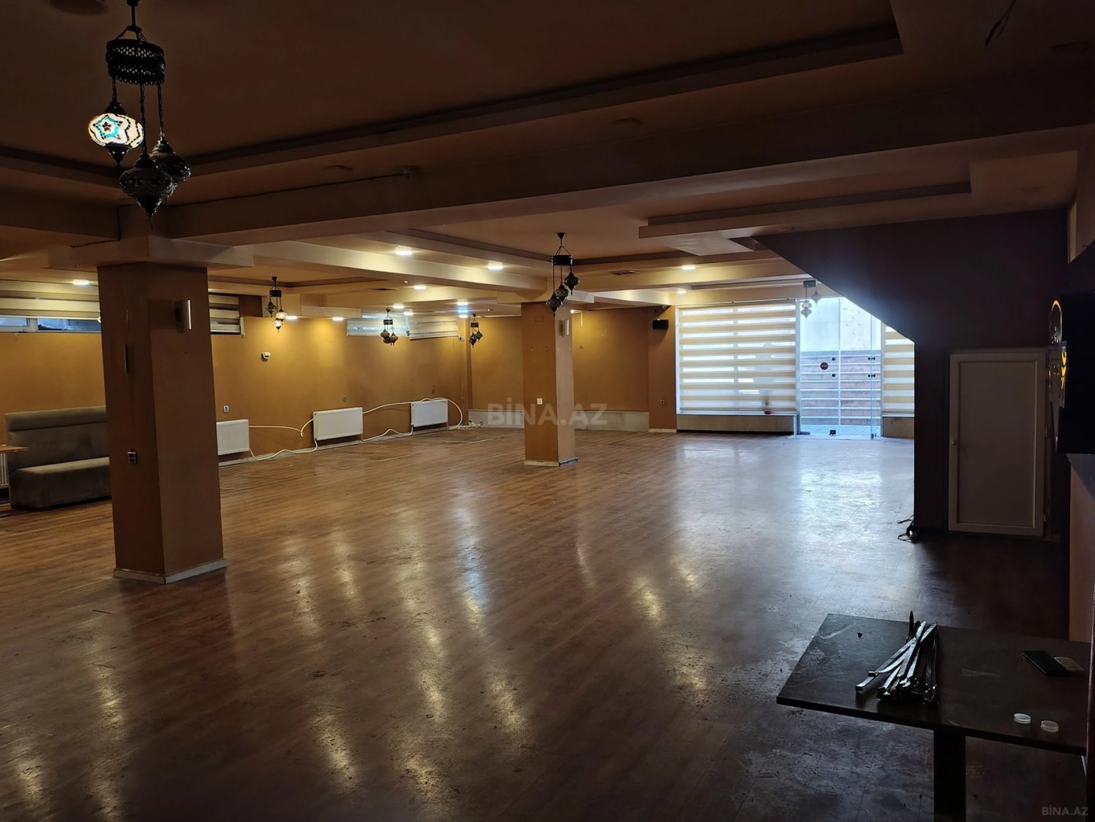 Kirayə verilir obyekt 400 m²