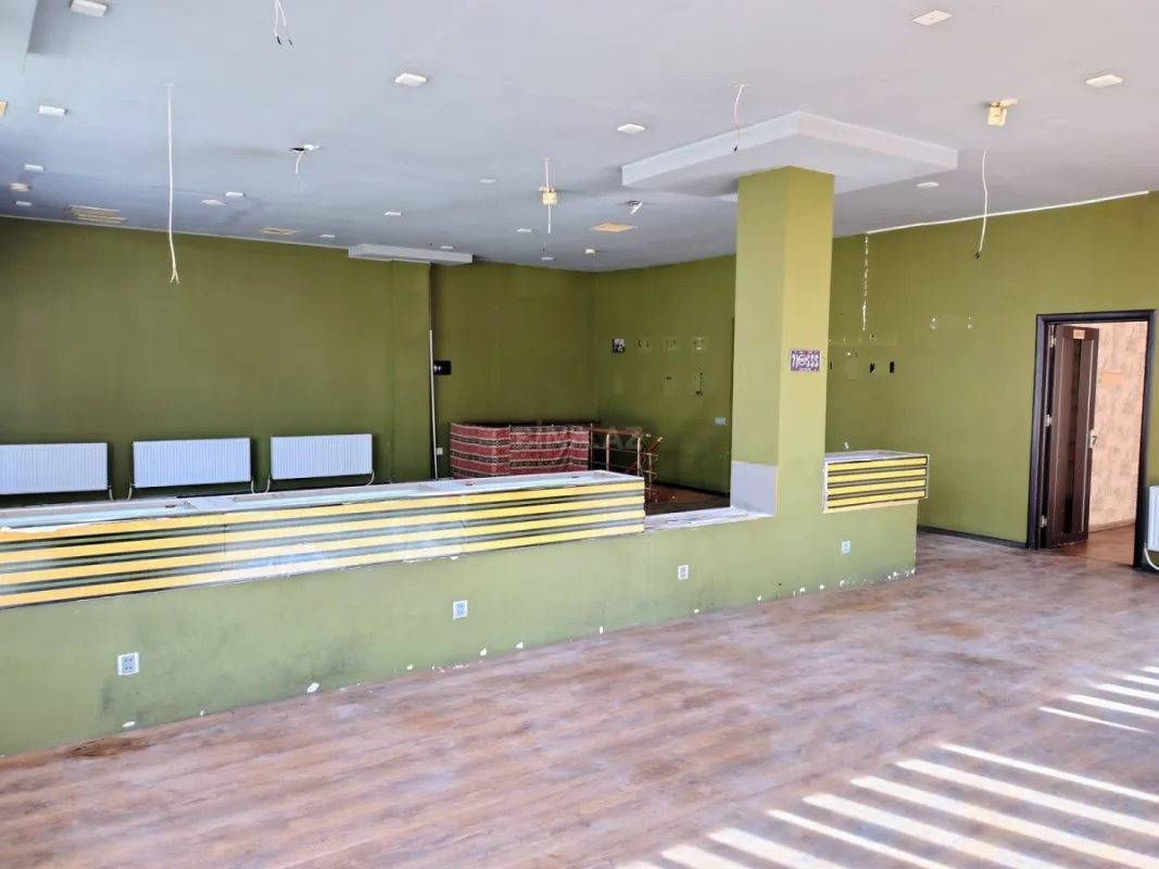 Kirayə verilir obyekt 400 m²