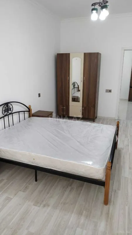 Kirayə verilir 3 otaqlı mənzil 91 m²