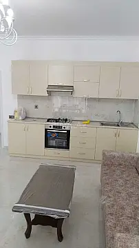 Kirayə verilir 3 otaqlı mənzil 91 m² — Bakı 3 otaq 91.00 m²