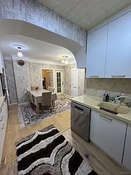 Kirayə verilir 3 otaqlı mənzil 105 m²
