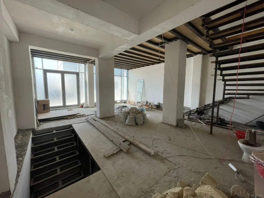 Kirayə verilir obyekt 352 m²