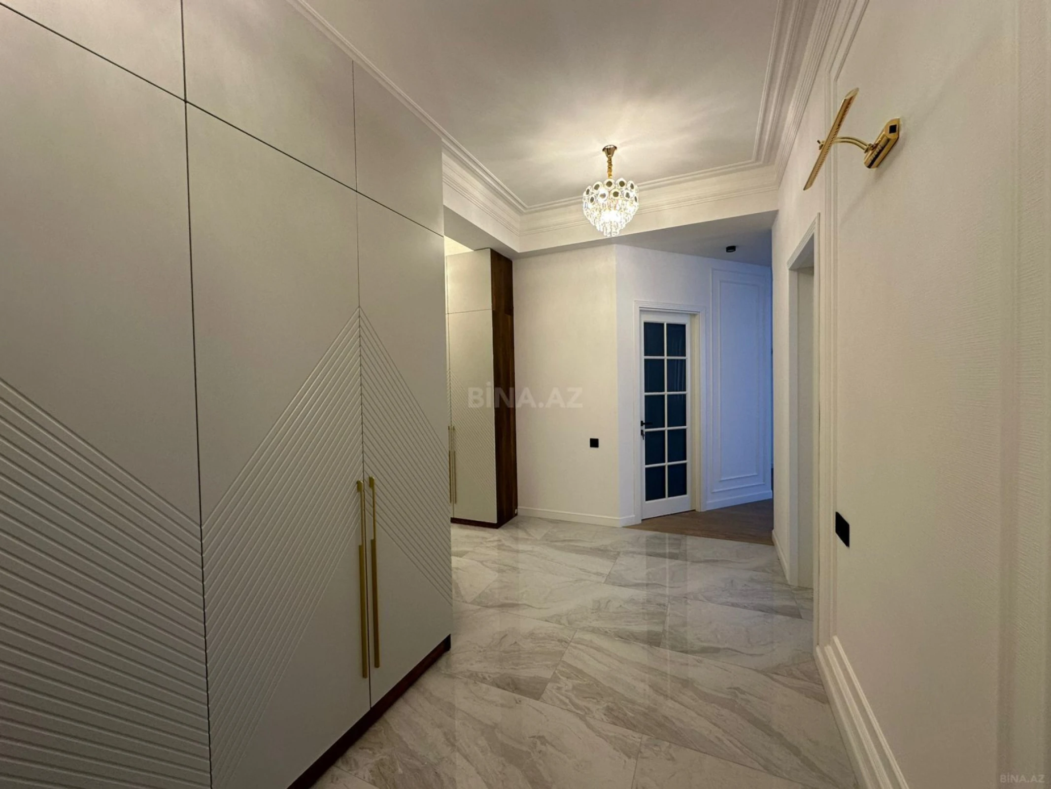Satılır 3 otaqlı mənzil 100 m²