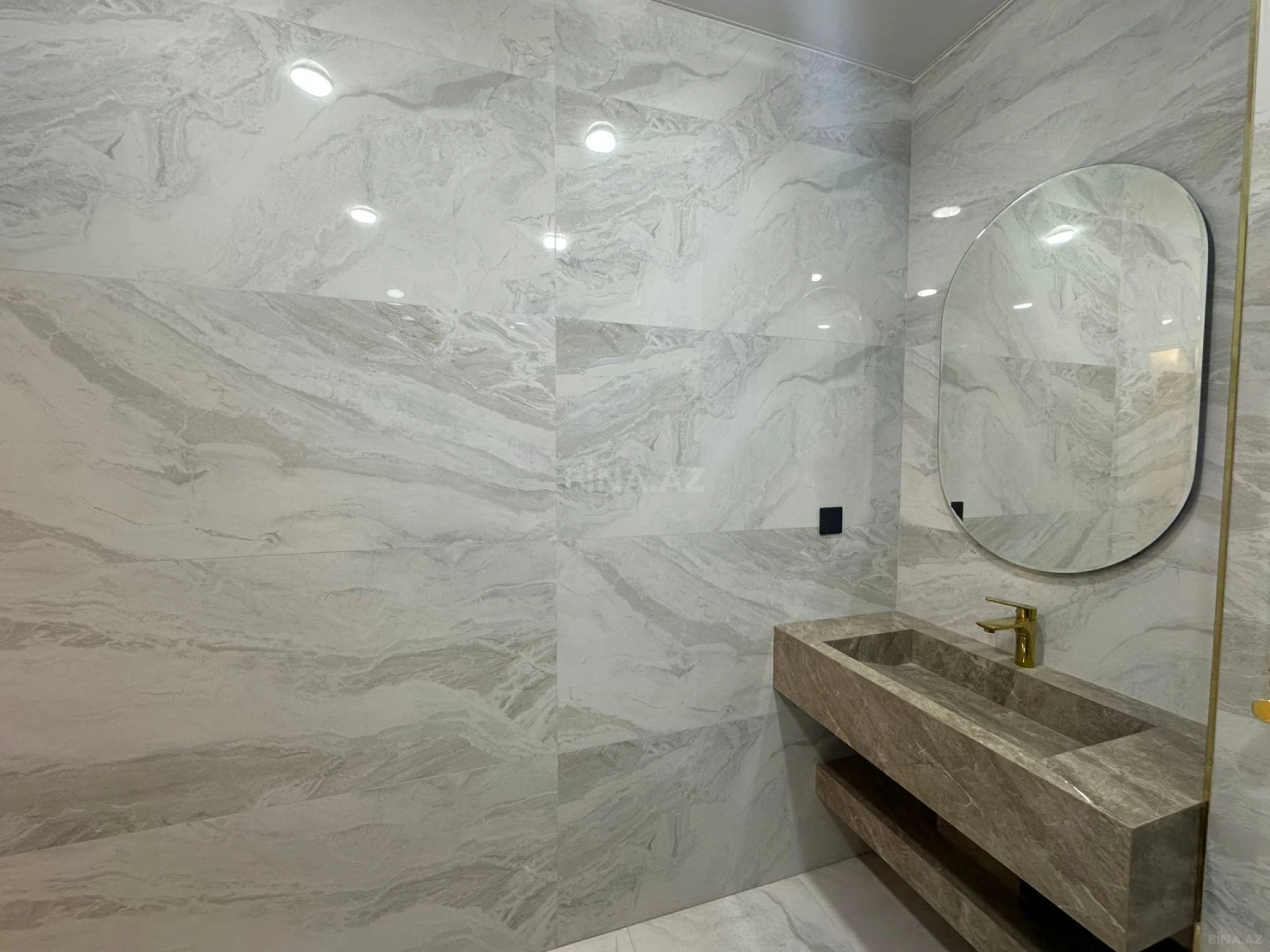 Satılır 3 otaqlı mənzil 100 m²