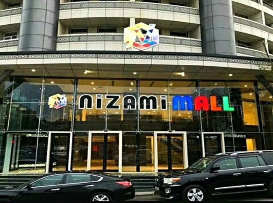 Satılır 1 otaqlı mənzil 55 m²
