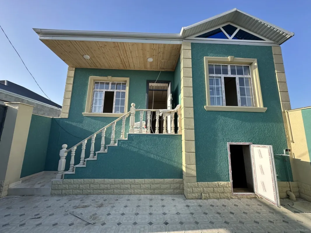 Satılır 3 otaqlı həyət evi 100 m²