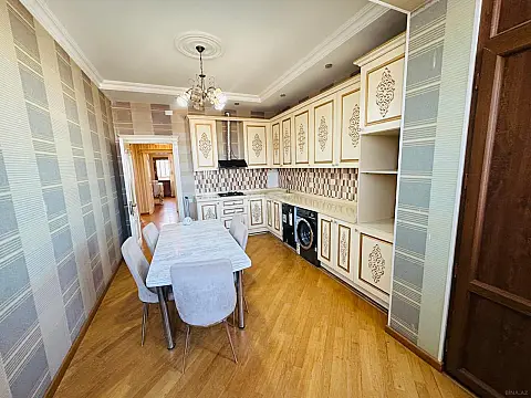 Kirayə verilir 3 otaqlı mənzil 125 m²