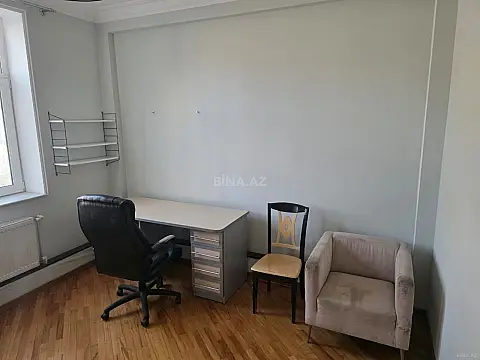 Kirayə verilir 3 otaqlı mənzil 120 m²