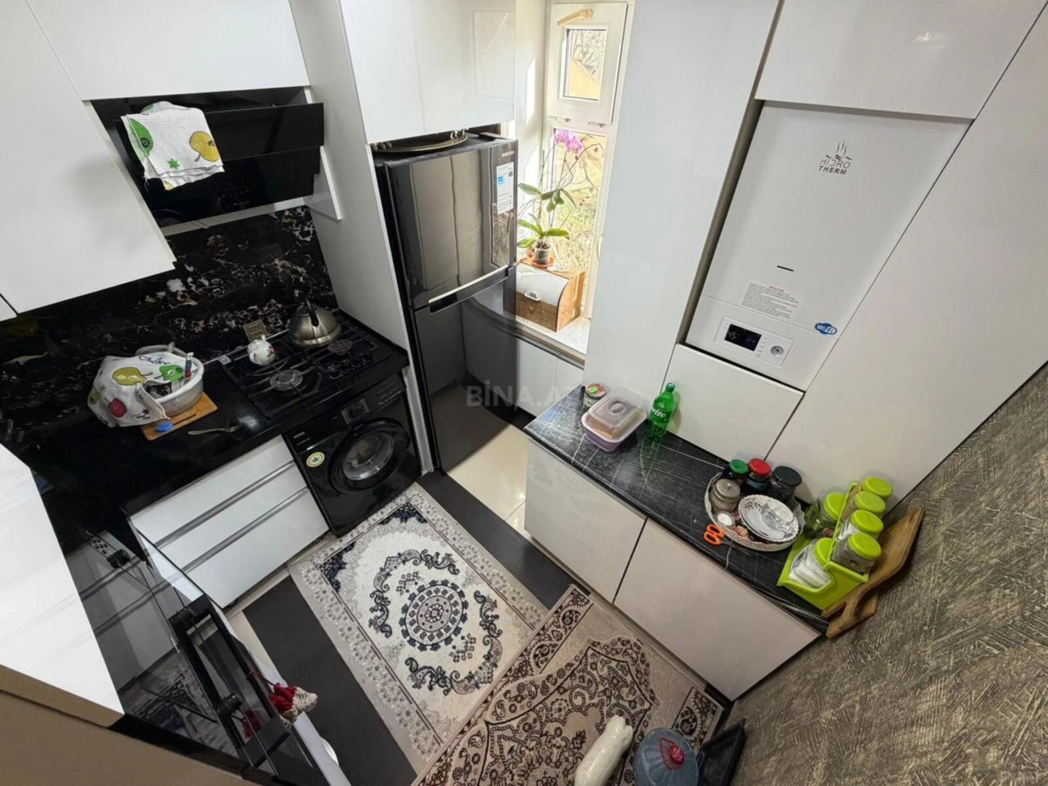 Satılır 4 otaqlı mənzil 77 m²