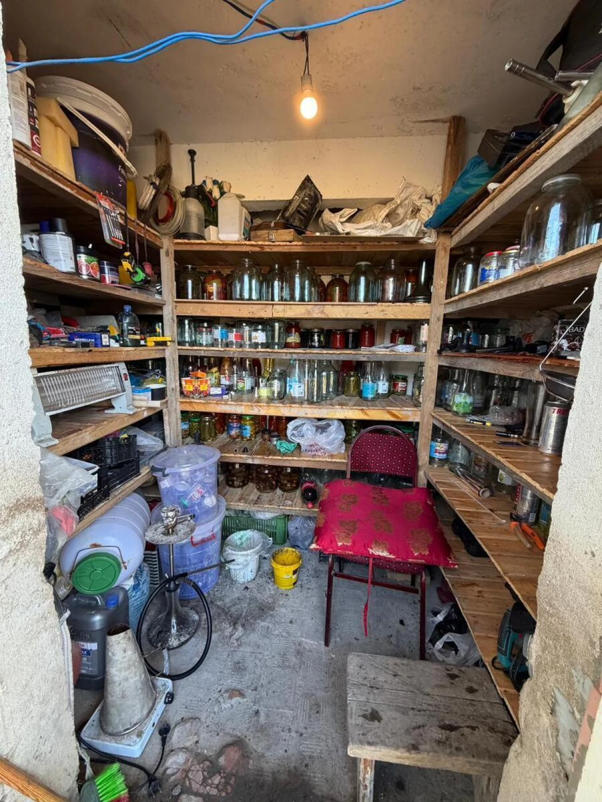 Satılır 4 otaqlı mənzil 77 m²