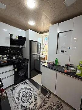 Satılır 4 otaqlı mənzil 77 m²