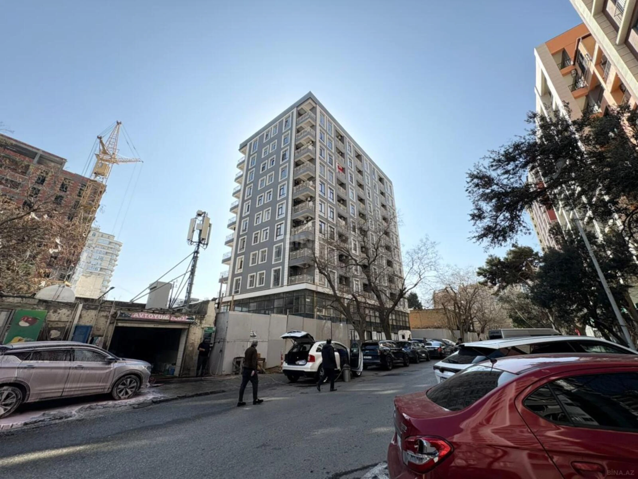 Satılır 3 otaqlı mənzil 106 m²