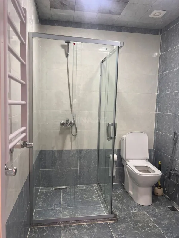 Kirayə verilir 3 otaqlı mənzil 99 m²