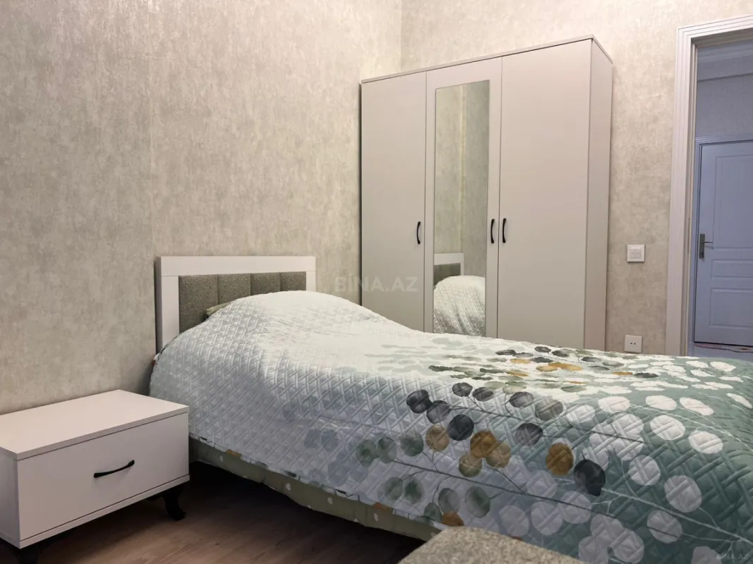 Kirayə verilir 3 otaqlı mənzil 99 m²