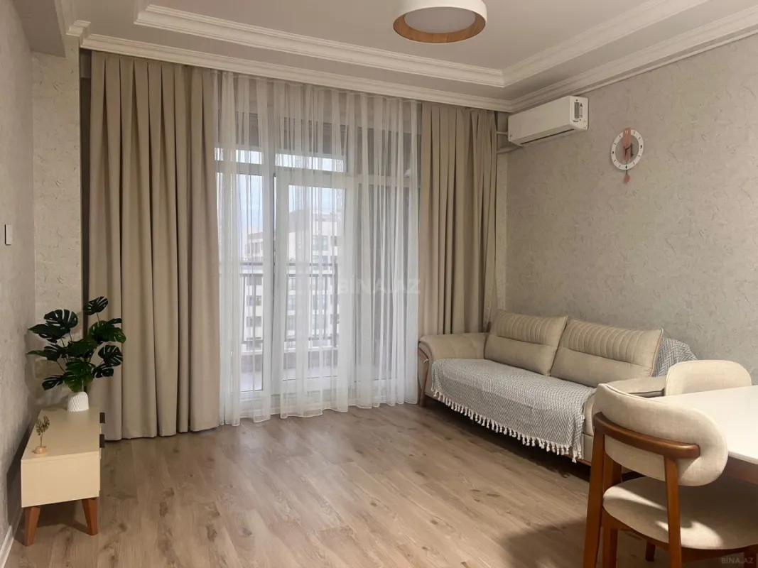 Kirayə verilir 3 otaqlı mənzil 99 m²