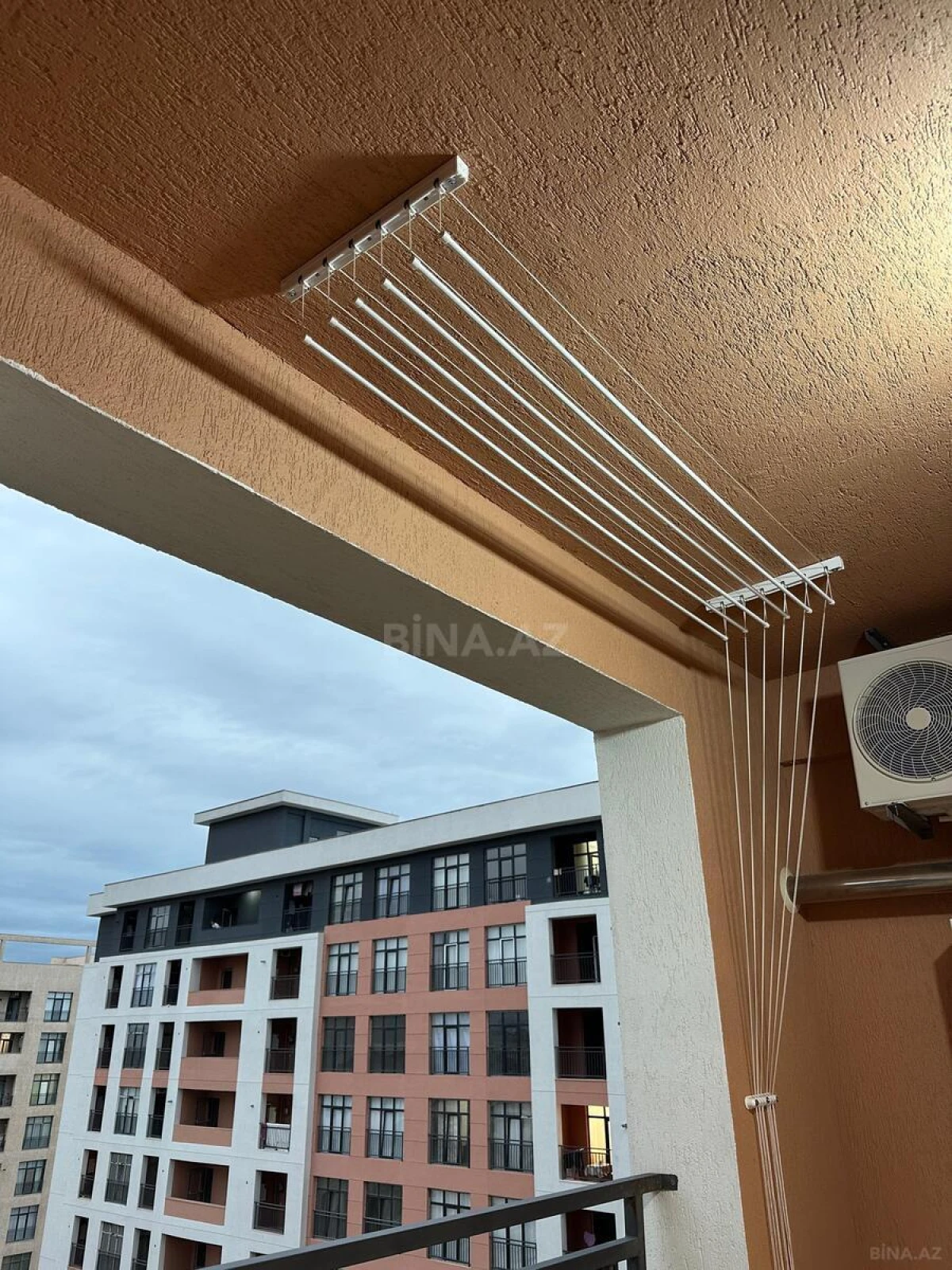 Kirayə verilir 3 otaqlı mənzil 99 m²