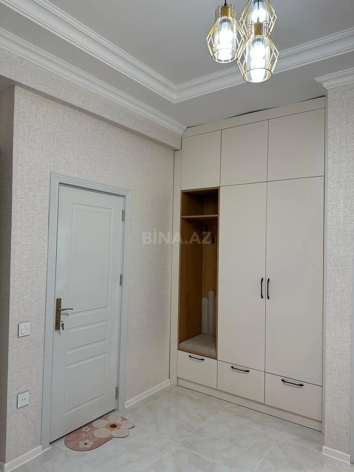 Kirayə verilir 3 otaqlı mənzil 99 m²
