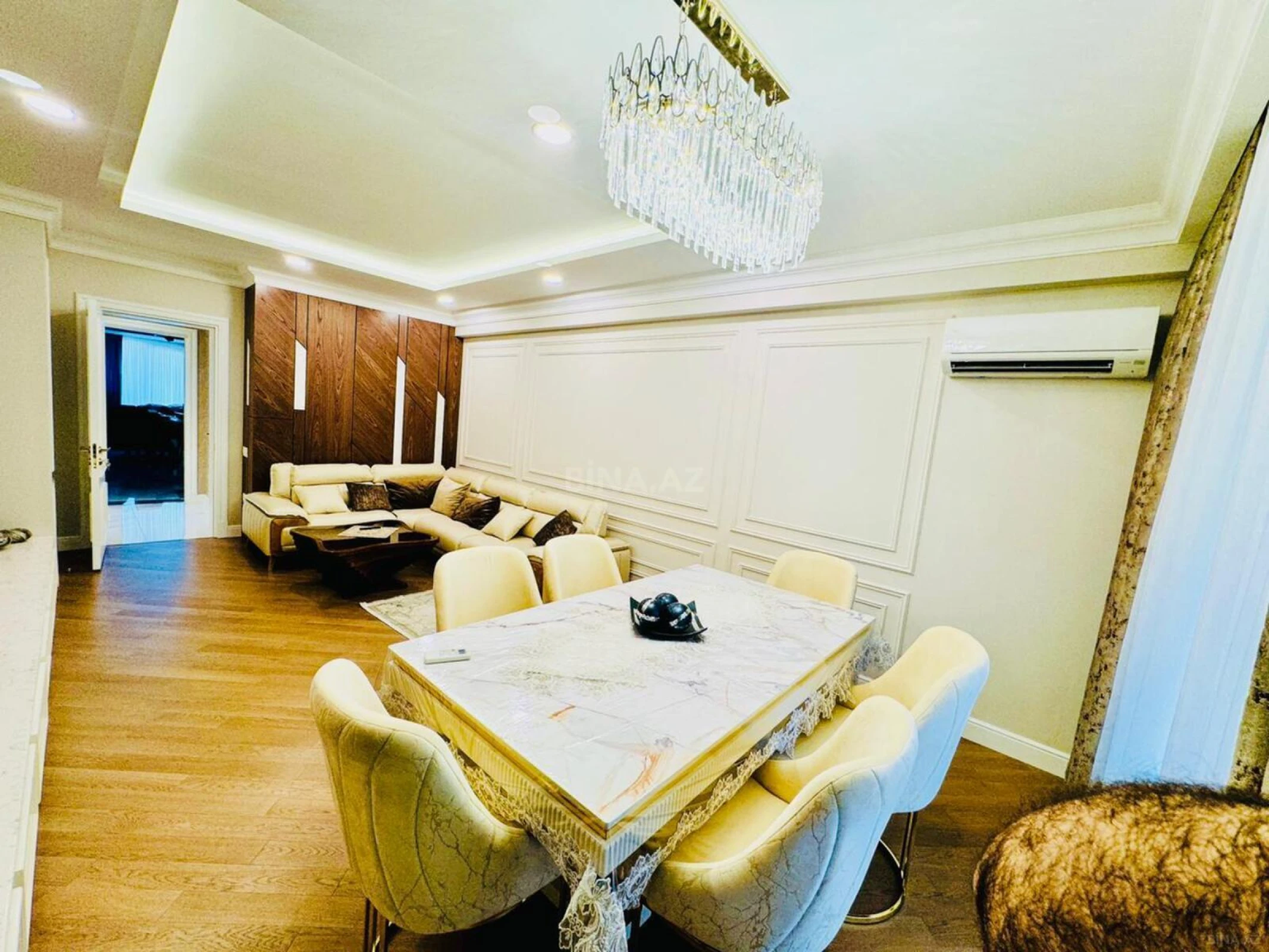 Kirayə verilir 3 otaqlı mənzil 140 m²