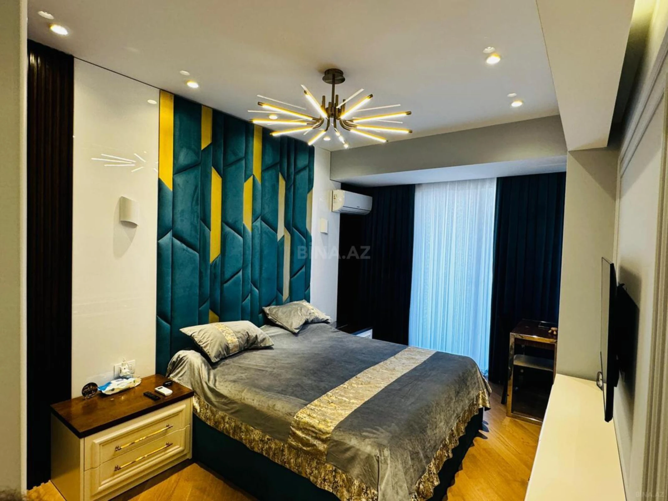 Kirayə verilir 3 otaqlı mənzil 140 m²