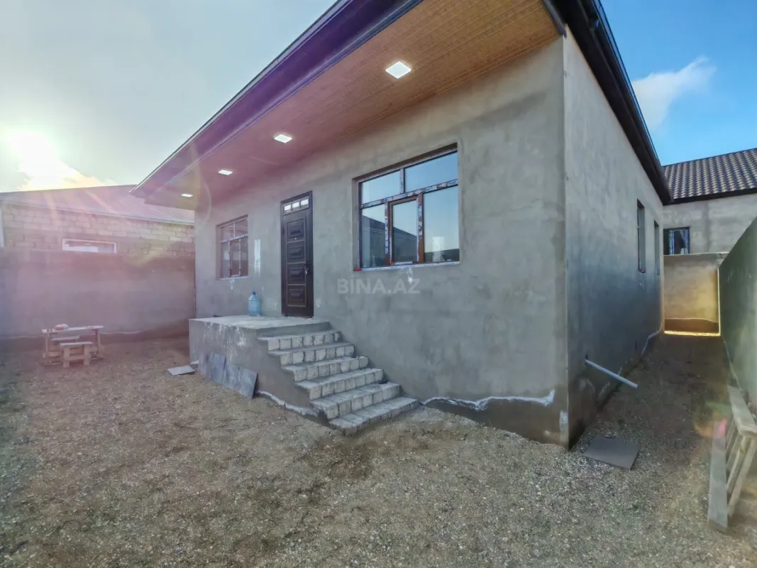 Satılır 4 otaqlı həyət evi 120 m²