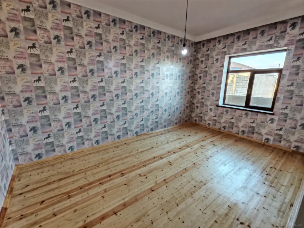 Satılır 4 otaqlı həyət evi 120 m²